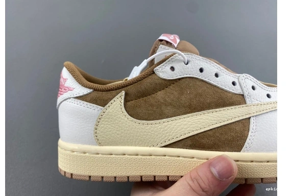 Rep EP Scott 1 Travis Jordan SP DM7866-106 OG DM7866-106  Low Retro 0412